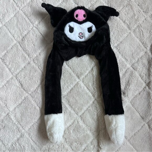 Hello Kitty X Sanrio | Kuromi Cinnamoroll Kitty Glowing Plush Ear Move Hat - Picture 3 of 5